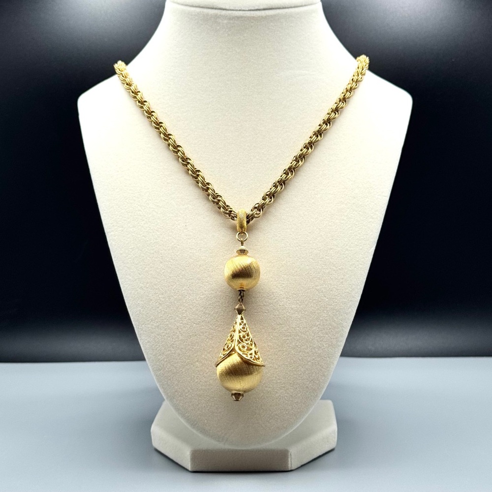VTG Monet Bolero Brushed Gold Filigree Ball Drop Pendant Necklace - Picture 7 of 12
